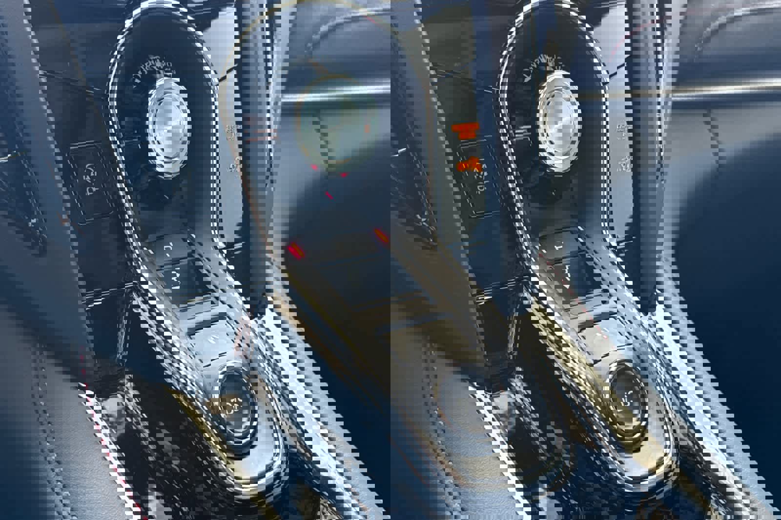 Used 2025 Acura RDX A-Spec image 19