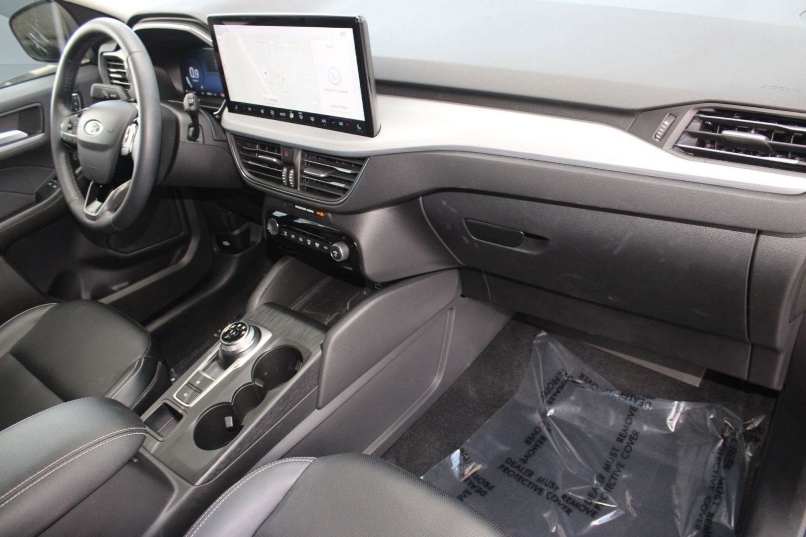 Used 2023 Ford Escape Platinum image 33