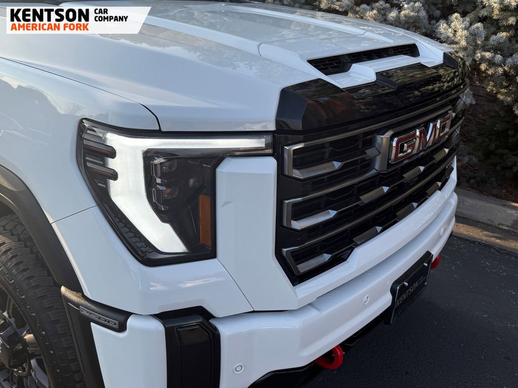 Used 2025 GMC Sierra 2500 AT4 w/ AT4 Premium Plus Package image 14