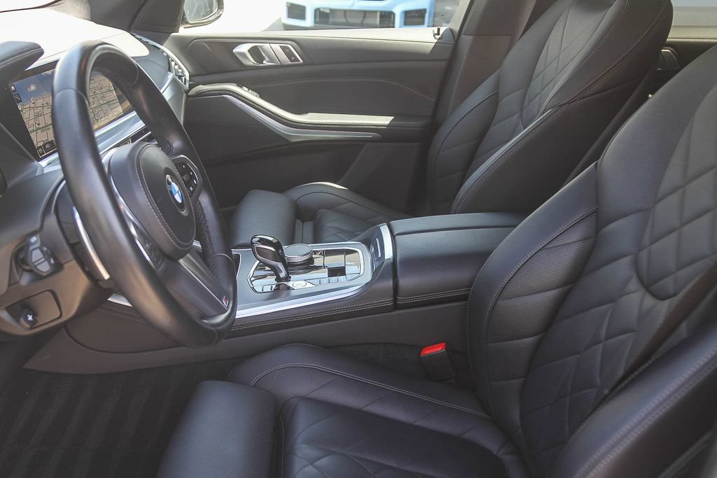 Used 2023 BMW X5 sDrive40i w/ M Sport Package RWD image 14