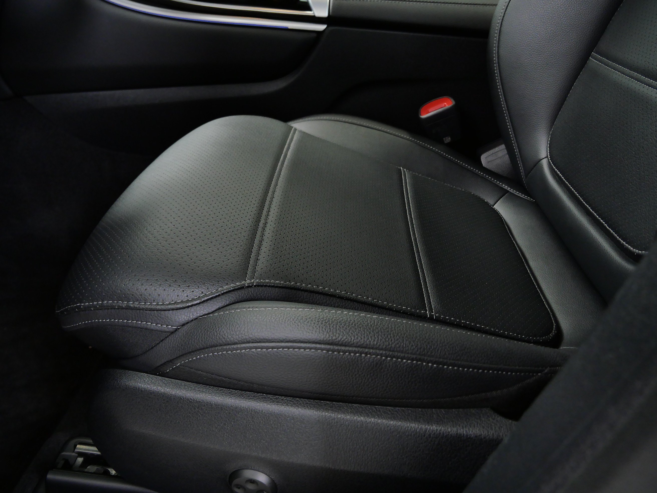 Certified 2026 Mercedes-Benz GLC 300 4MATIC image 18