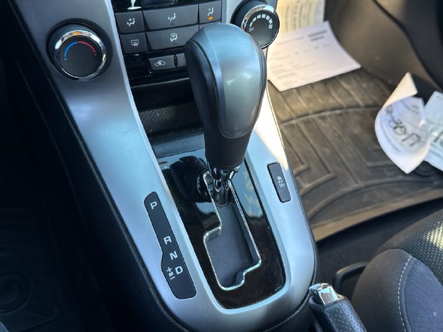 Used 2014 Chevrolet Cruze LT FWD image 33