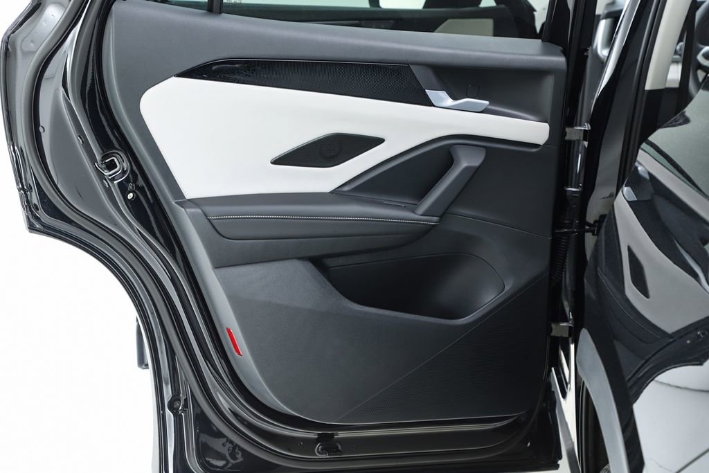 New 2026 Volkswagen Tiguan SE image 56