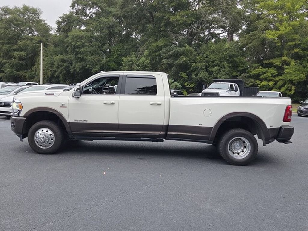 Used 2024 RAM 3500 Limited w/ Towing Technology Group AWD/4WD image 5