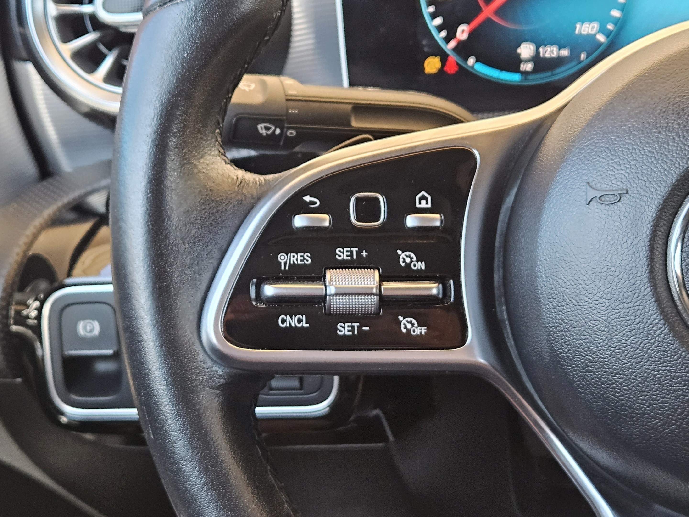Used 2020 Mercedes-Benz CLA 250 image 22