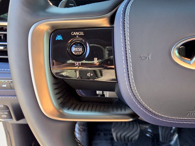 Certified 2026 INFINITI QX80 4WD image 33