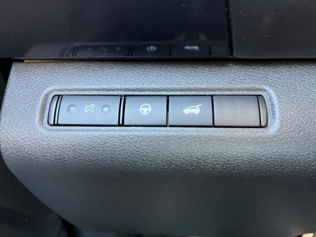 Used 2022 Nissan Pathfinder SV w/ SV Premium Package image 14