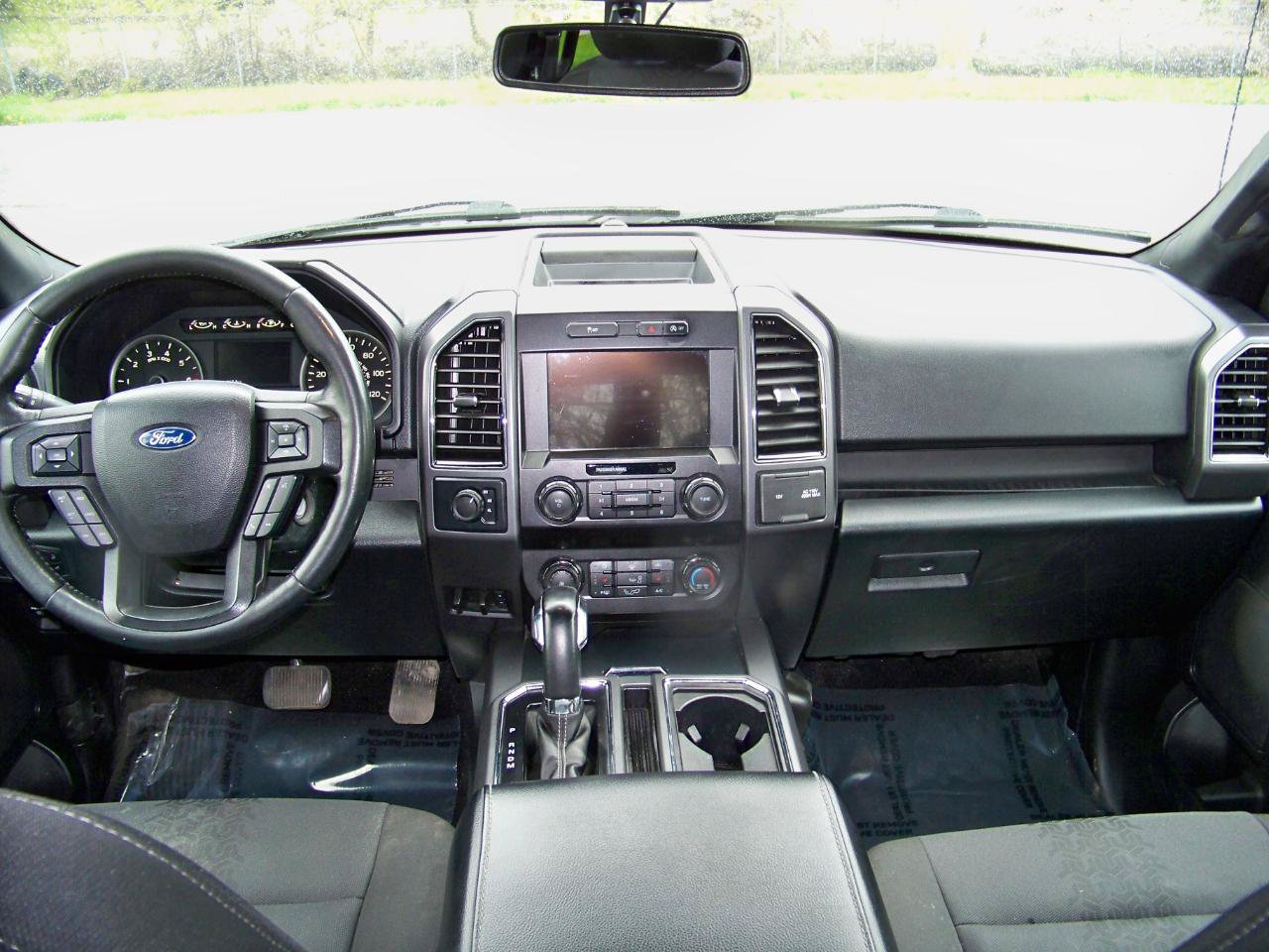Used 2019 Ford F150 XLT w/ Equipment Group 302A Luxury AWD/4WD image 21