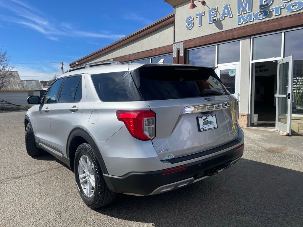 Used 2020 Ford Explorer XLT w/ Equipment Group 202A image 5