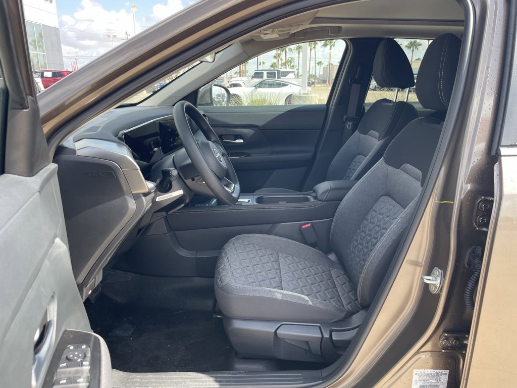 New 2025 Nissan Kicks SV w/ SV Premium Package image 14