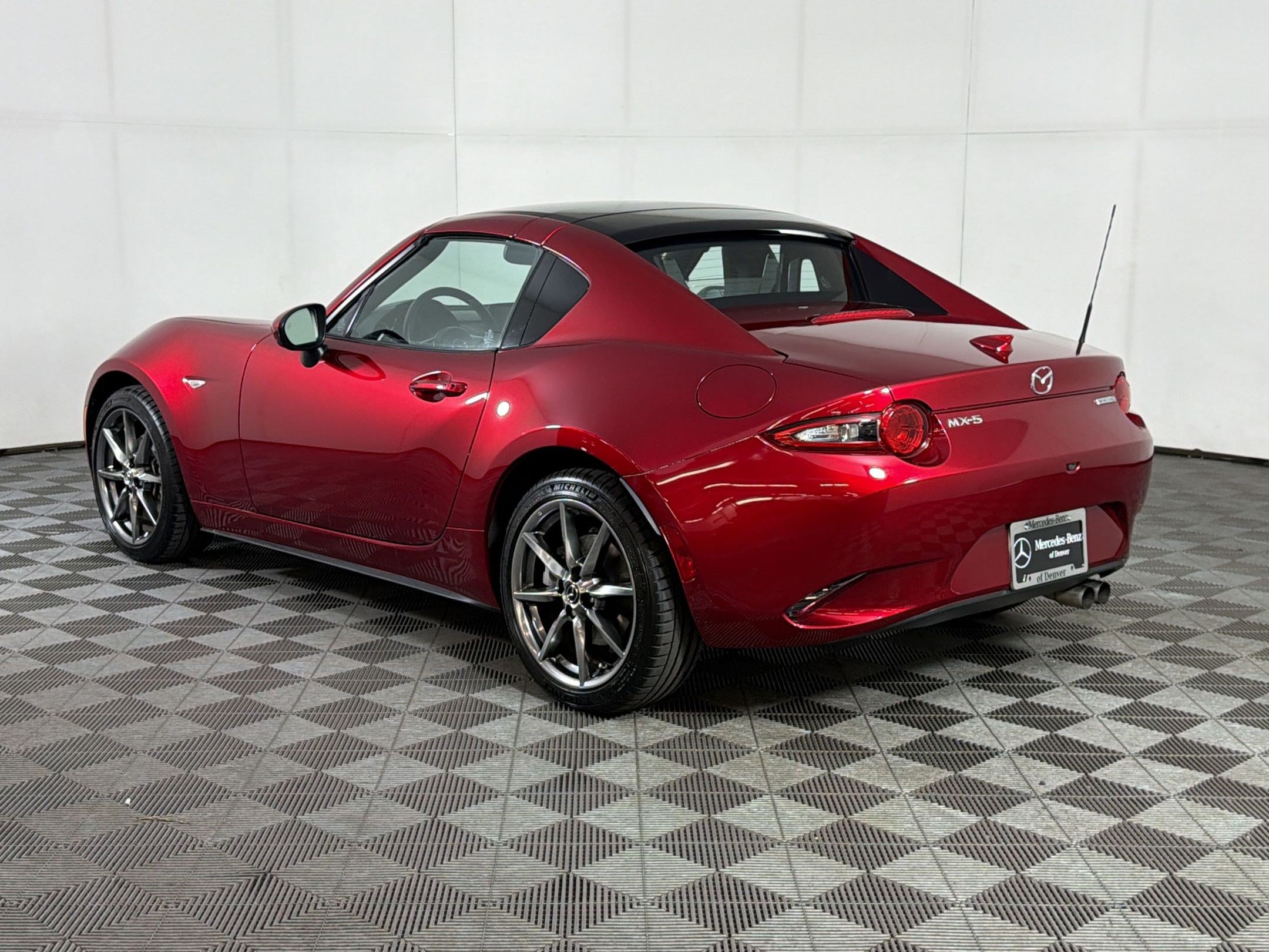 Used 2022 MAZDA MX-5 Miata RF Grand Touring w/ Weather Package RWD image 3