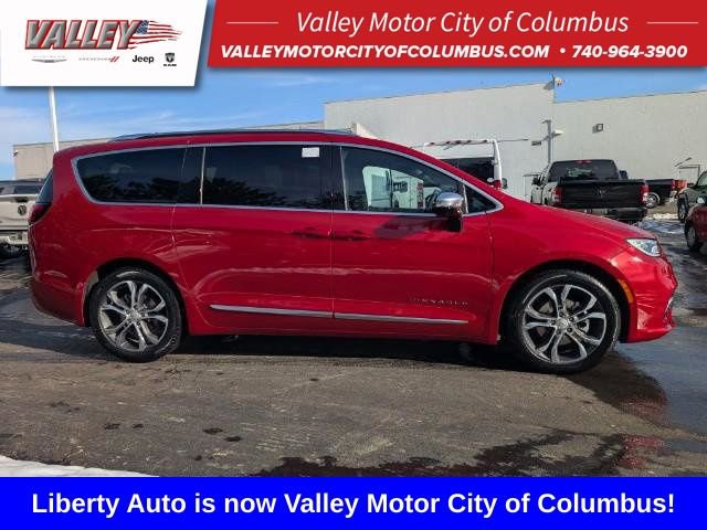 New 2026 Chrysler Pacifica Pinnacle
