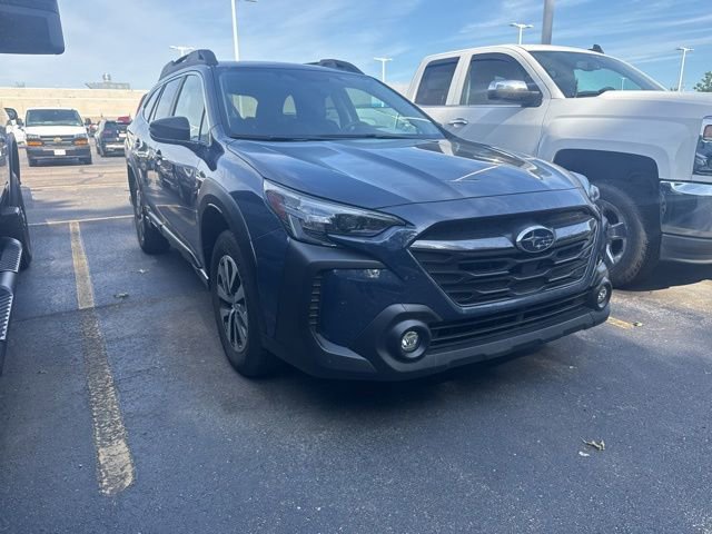 Used 2025 Subaru Outback Premium w/ Popular Package #1A AWD/4WD image 7