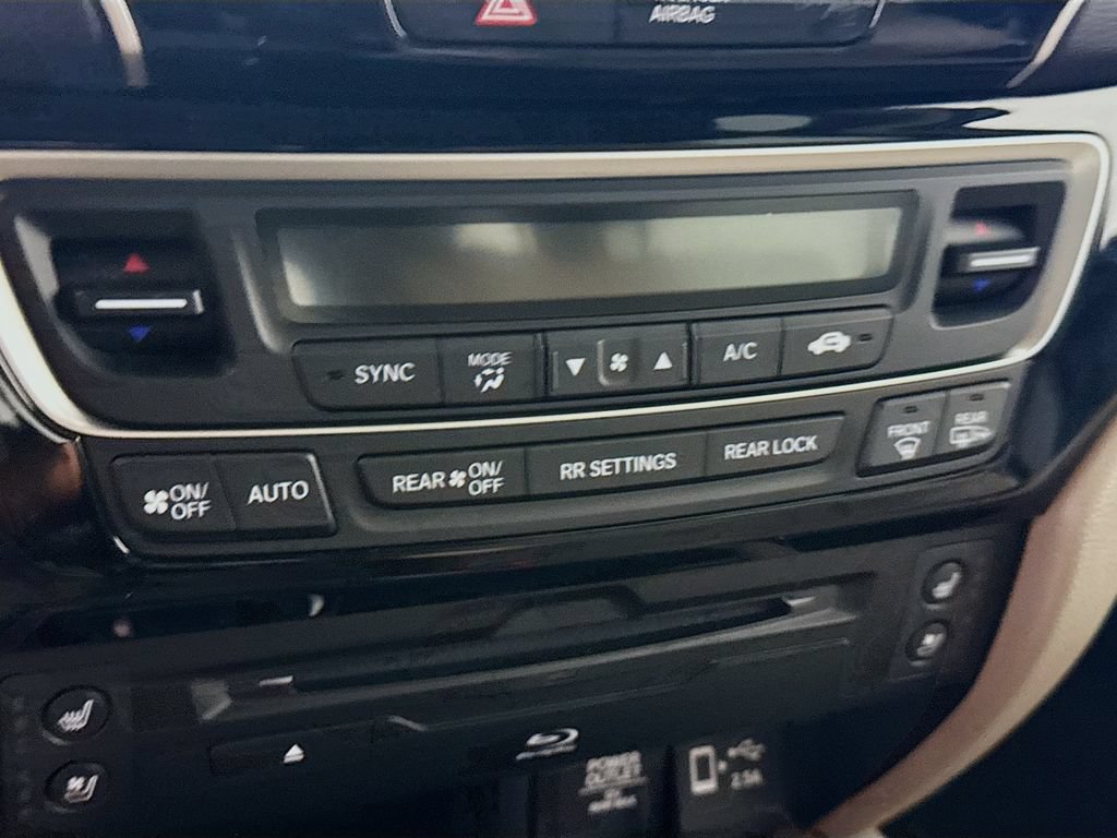 Used 2020 Honda Pilot Elite image 14
