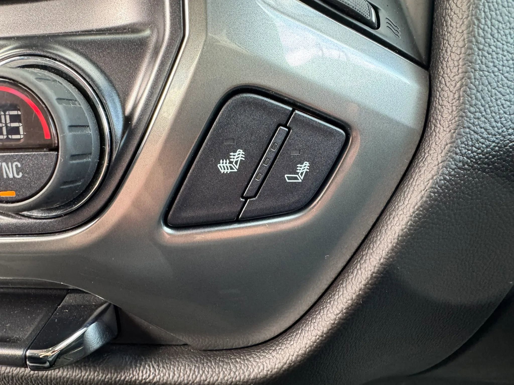 Used 2016 Chevrolet Silverado 1500 LT w/ All Star Edition image 21