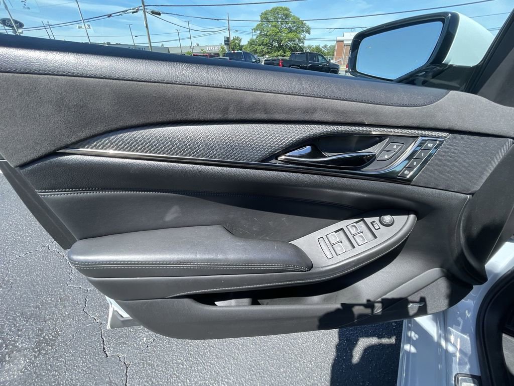 Used 2018 Cadillac CTS V w/ Carbon Fiber Package RWD image 24