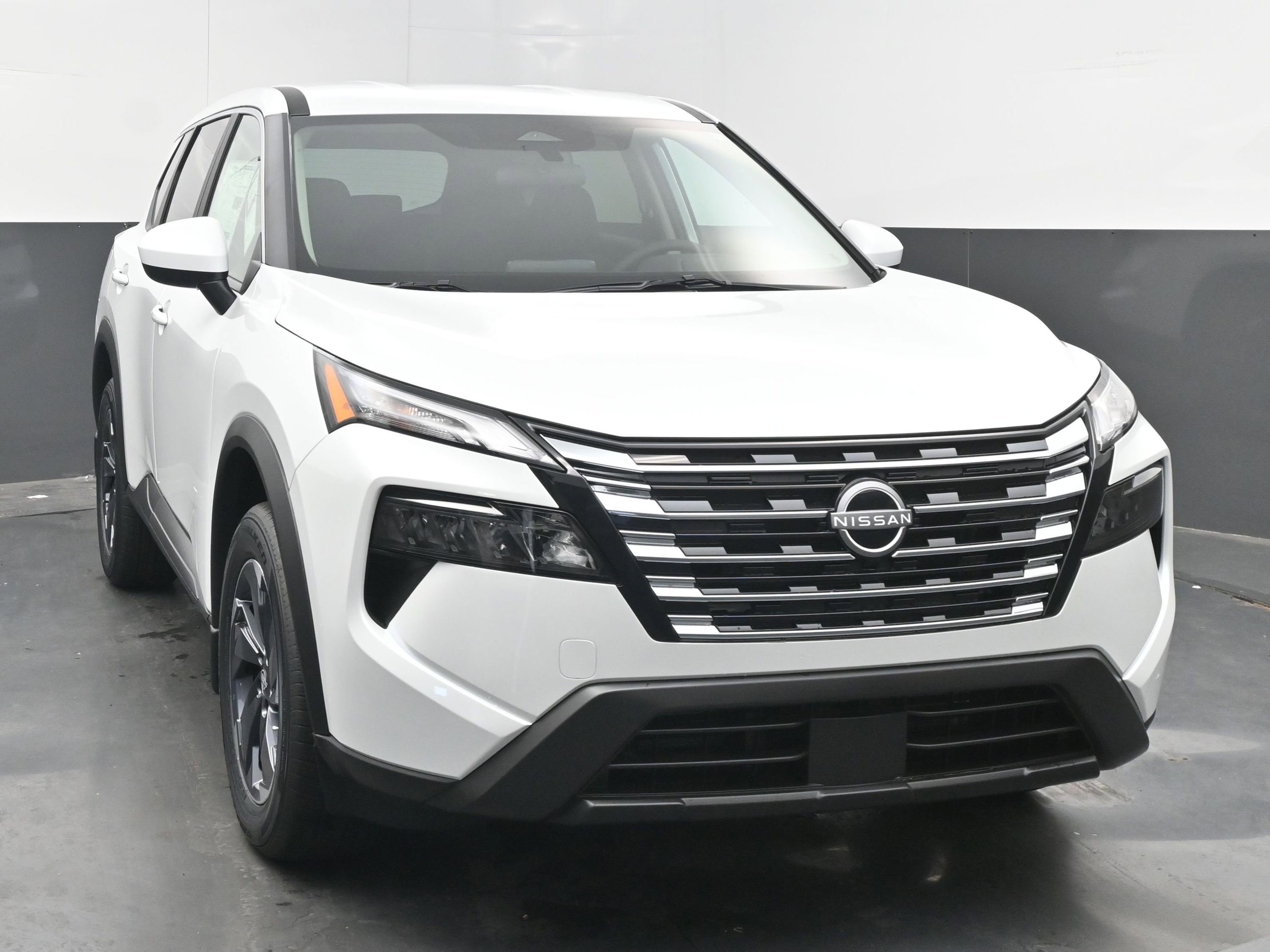 New 2026 Nissan Rogue SV image 2