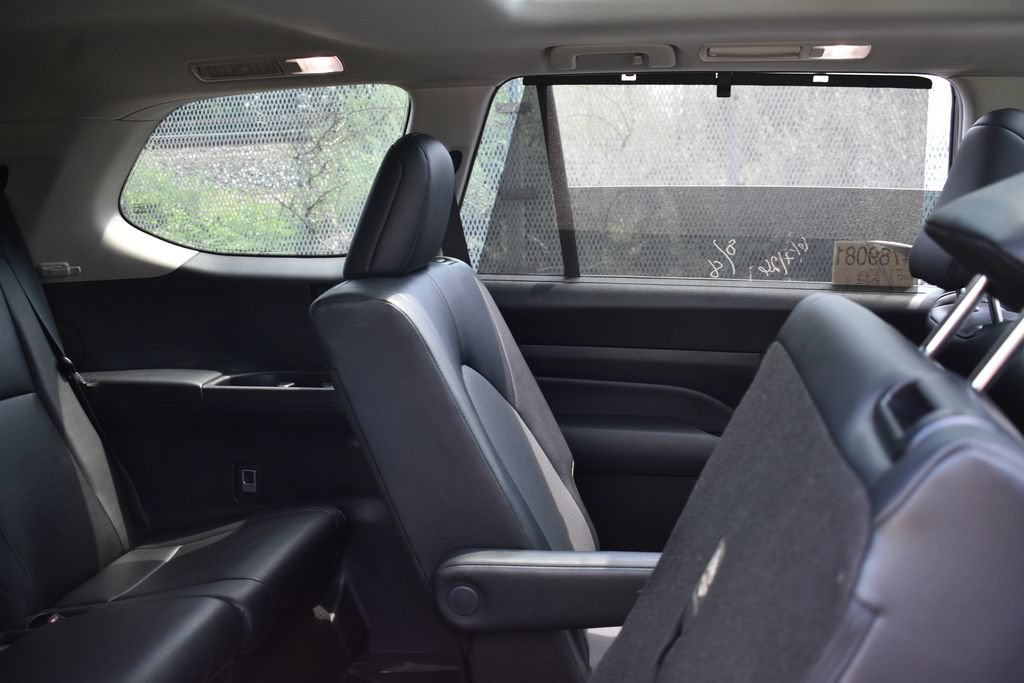 Used 2025 Toyota Grand Highlander FWD image 31