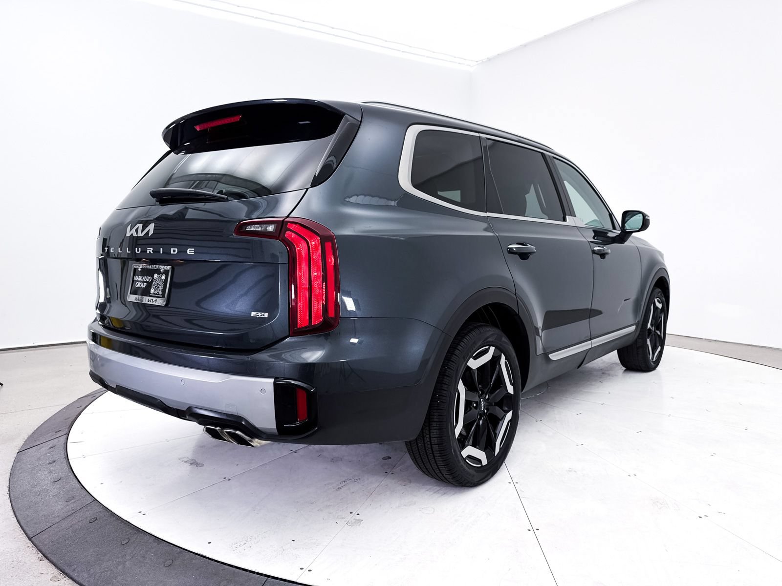 Used 2023 Kia Telluride S AWD/4WD image 20