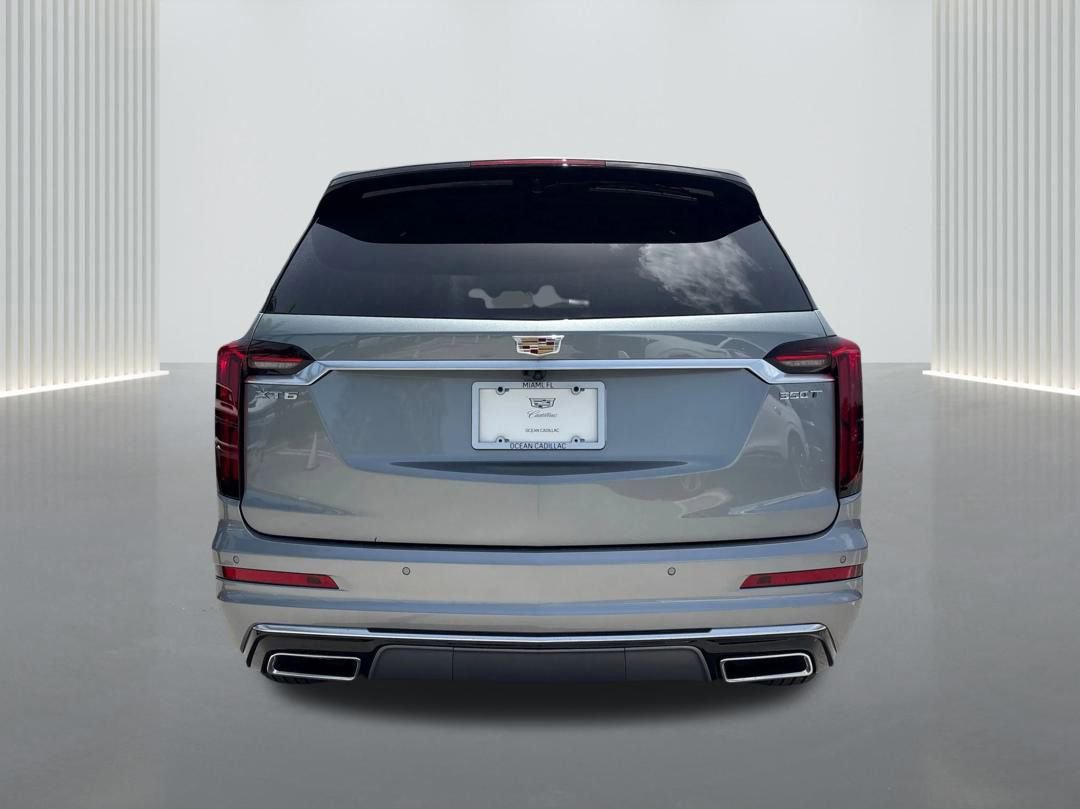 New 2025 Cadillac XT6 Luxury image 6