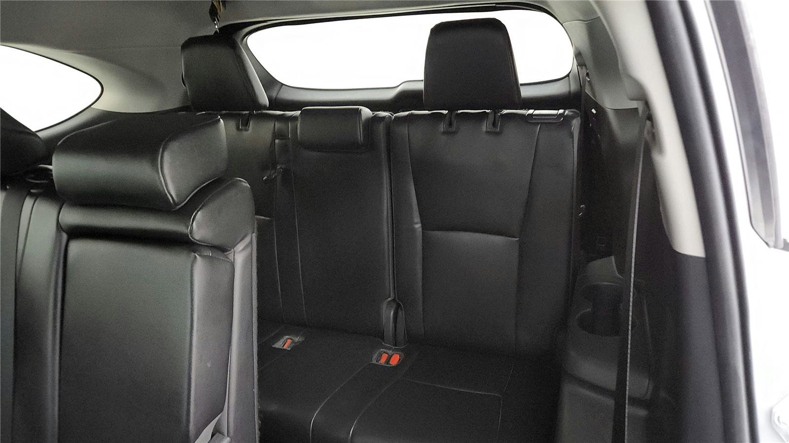 Used 2022 Toyota Highlander XLE image 19