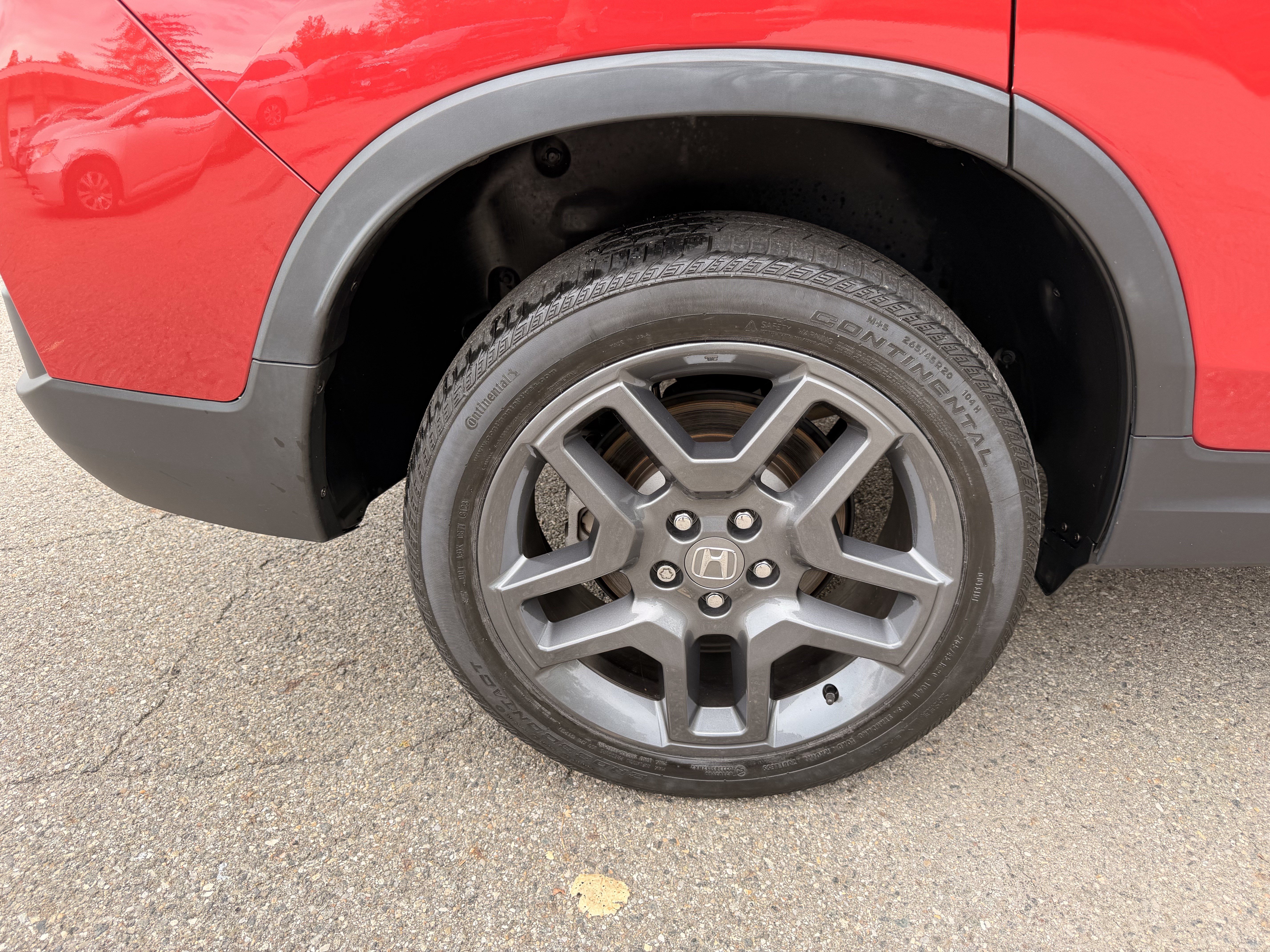 Used 2023 Honda Passport EX-L image 9