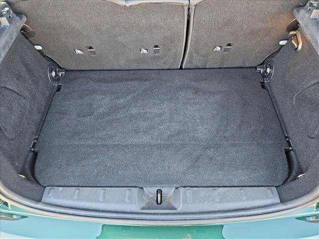 Used 2016 MINI Cooper S image 6