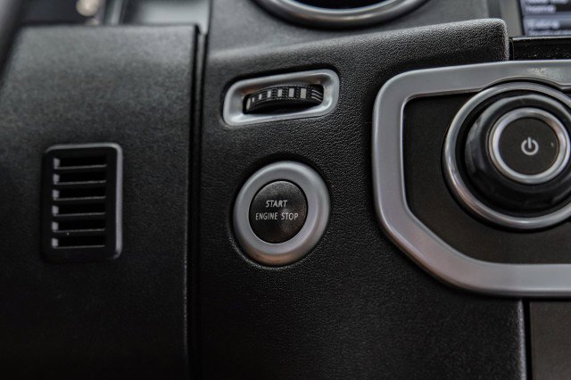 Used 2015 Land Rover LR4 HSE LUX image 20