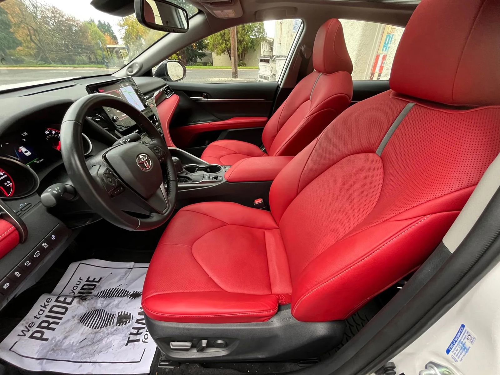 Used 2024 Toyota Camry XSE image 11