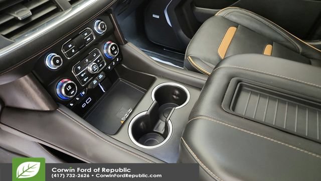 Used 2024 GMC Yukon AT4 w/ AT4 Premium Plus Package AWD/4WD image 17