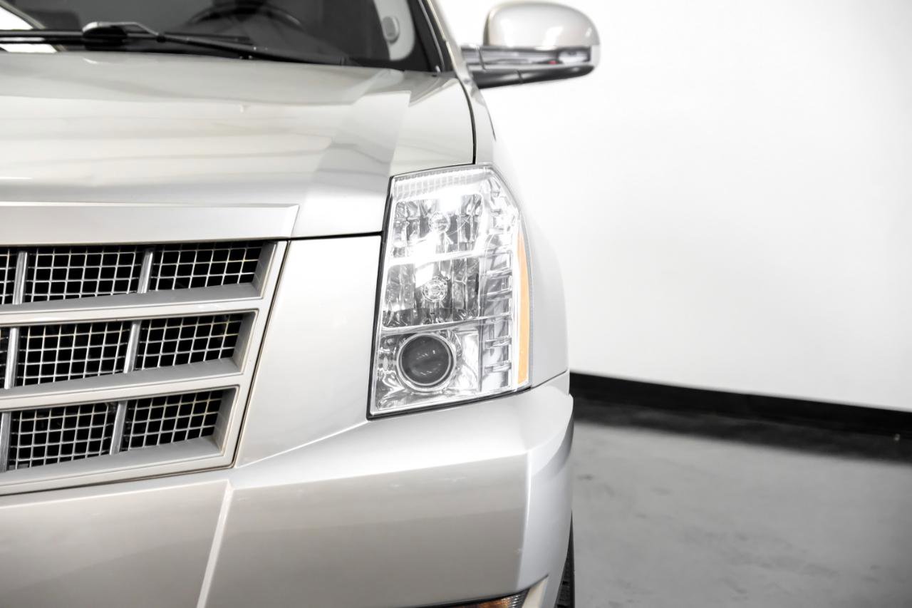 Used 2014 Cadillac Escalade Premium image 38