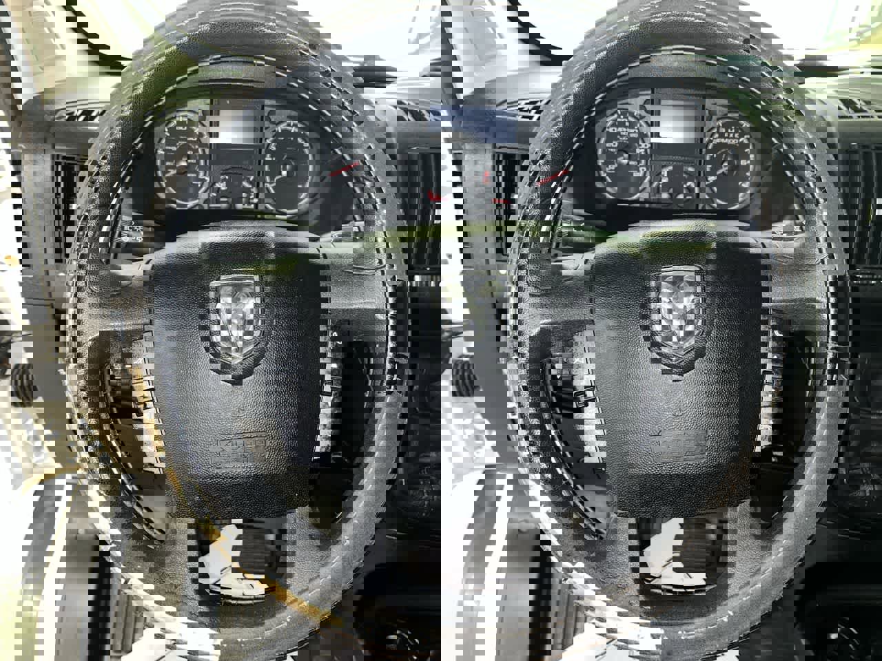 Used 2014 RAM ProMaster 3500 w/ Interior Convenience Group image 16