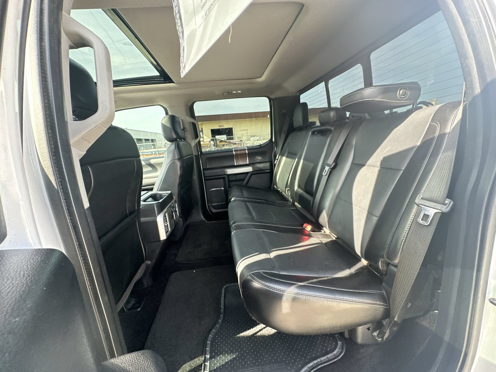 Used 2016 Ford F150 Lariat w/ Equipment Group 502A Luxury AWD/4WD image 26