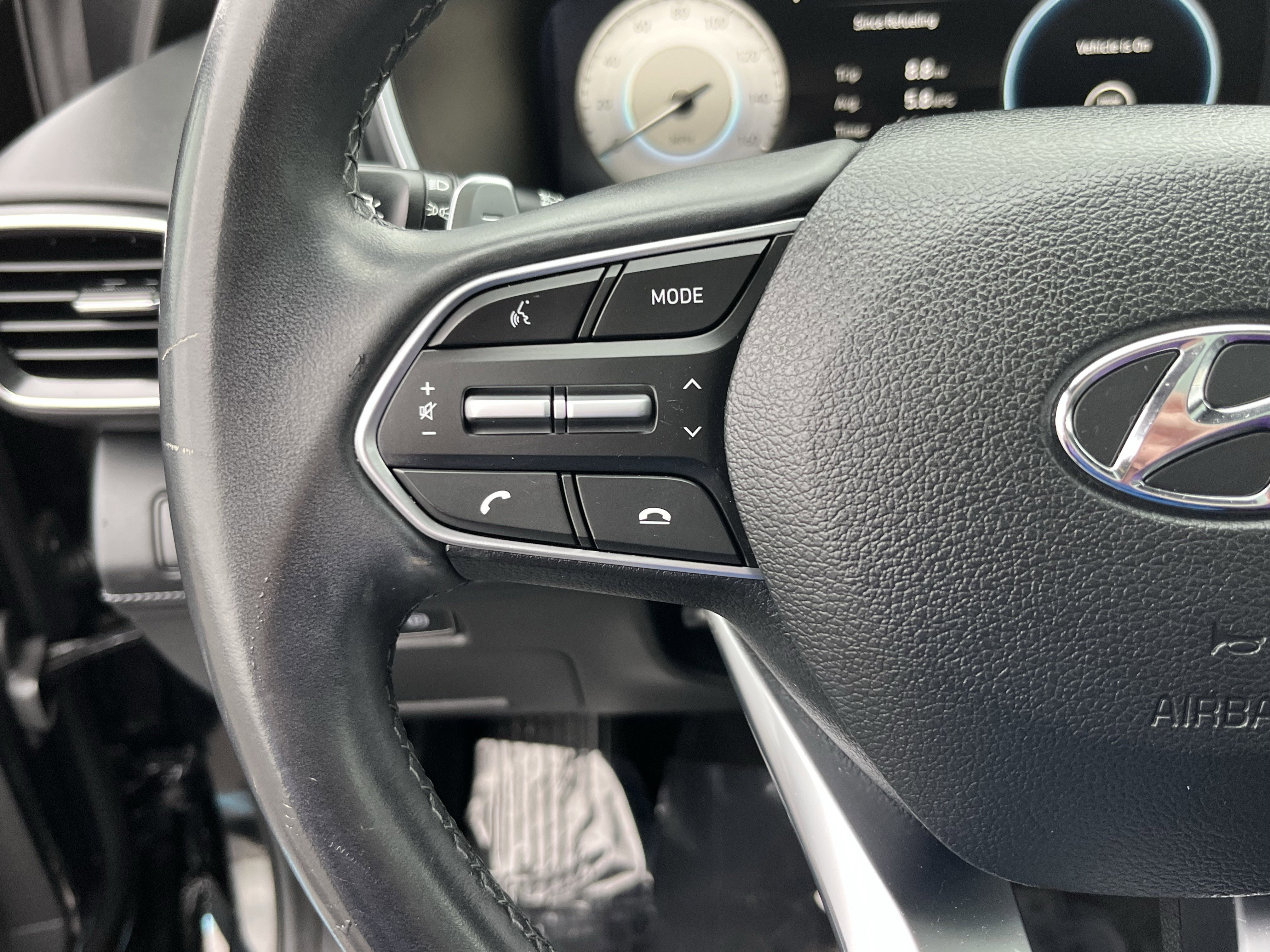 Certified 2021 Hyundai Santa Fe SEL w/ Convenience + Premium Package image 21