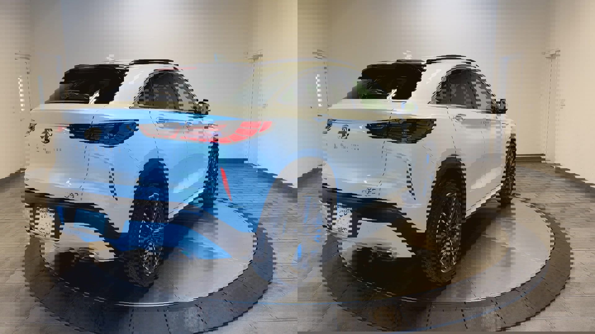 Certified 2023 INFINITI QX55 Luxe w/ Cargo Package image 8