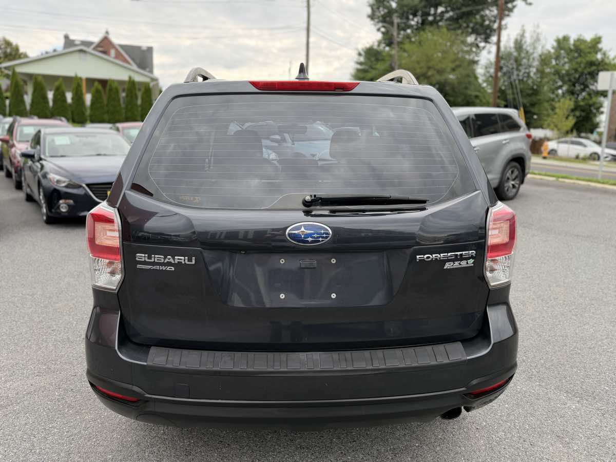 Used 2017 Subaru Forester 2.5i w/ Alloy Wheel Package AWD/4WD image 6