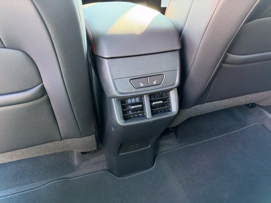 New 2027 Chevrolet Equinox RS w/ Safety and Technology Package AWD/4WD image 37