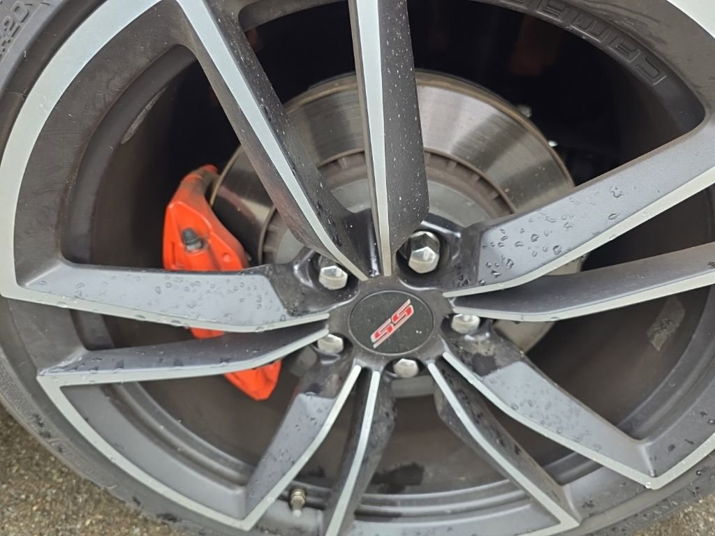 Used 2023 Chevrolet Camaro SS RWD image 9
