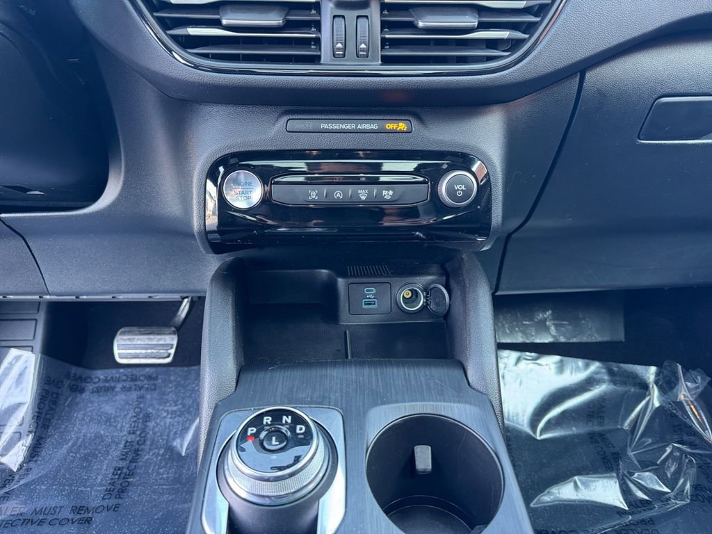 Used 2023 Ford Escape ST-Line w/ Tech Pack #1 image 11