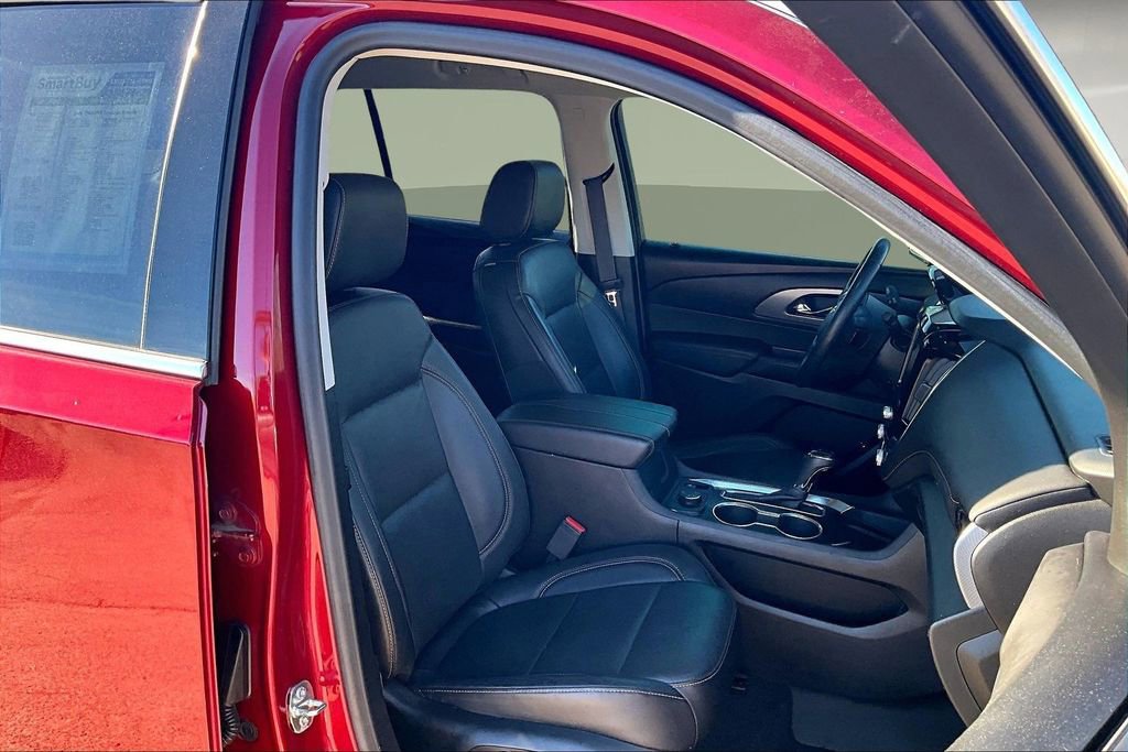 Used 2020 Chevrolet Traverse Premier w/ LPO, Black Accent Package AWD/4WD image 29