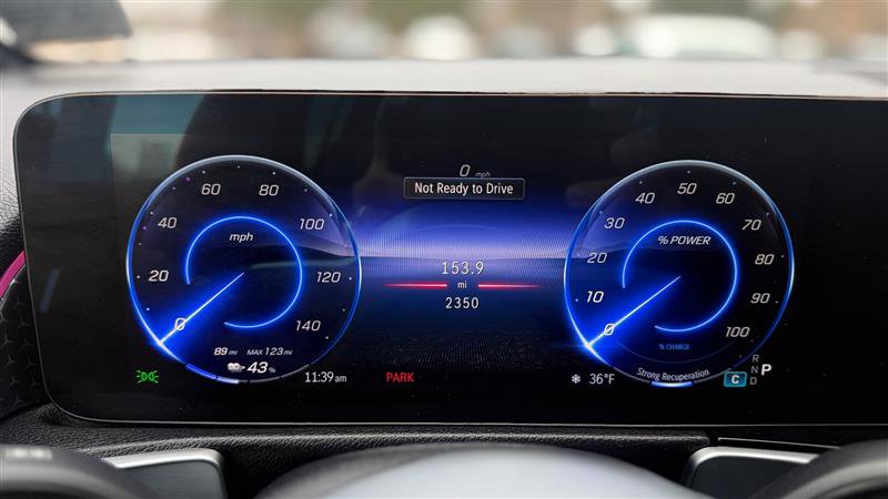 Used 2024 Mercedes-Benz EQB 300 4MATIC w/ Winter Package image 30