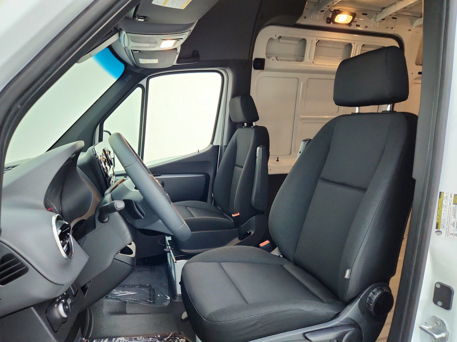 New 2026 Mercedes-Benz Sprinter 2500 image 17