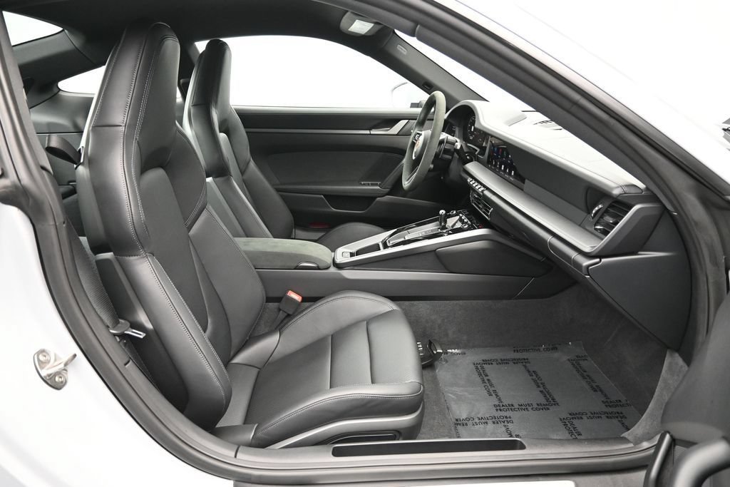 Certified 2026 Porsche 911 Carrera S RWD image 28