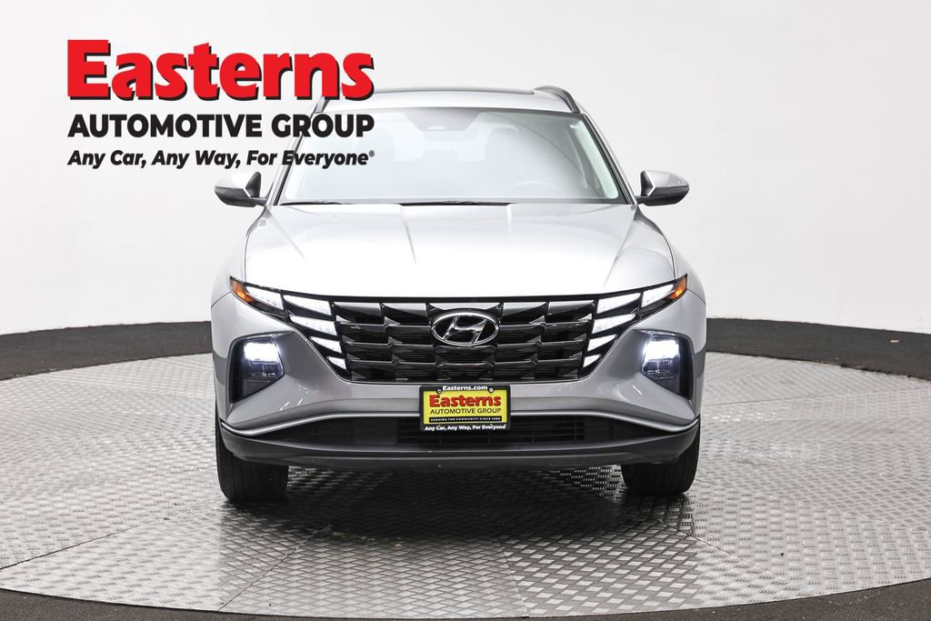 Used 2023 Hyundai Tucson SEL w/ Convenience Package AWD/4WD image 2