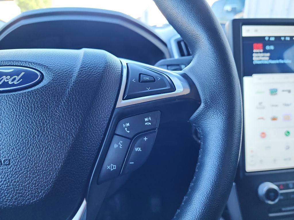 Used 2024 Ford Edge Titanium image 24