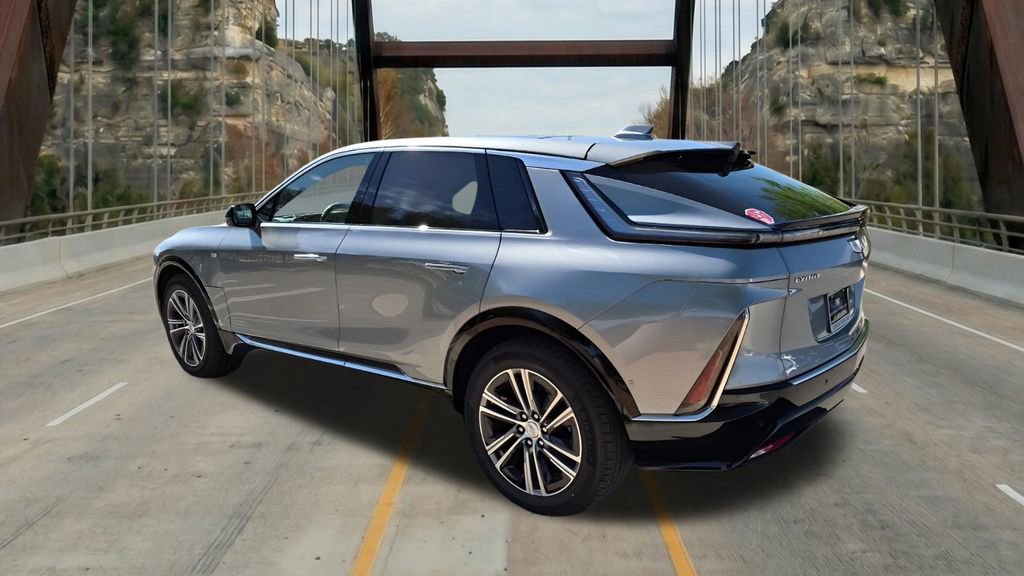 New 2026 Cadillac Lyriq Luxury image 7
