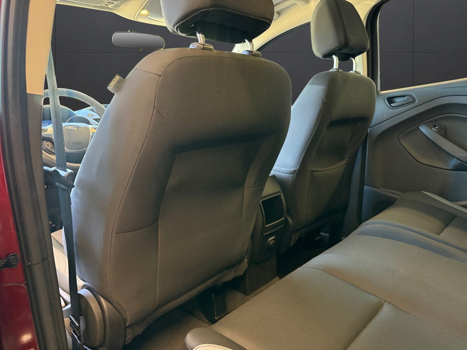 Used 2015 Ford Escape S FWD image 18