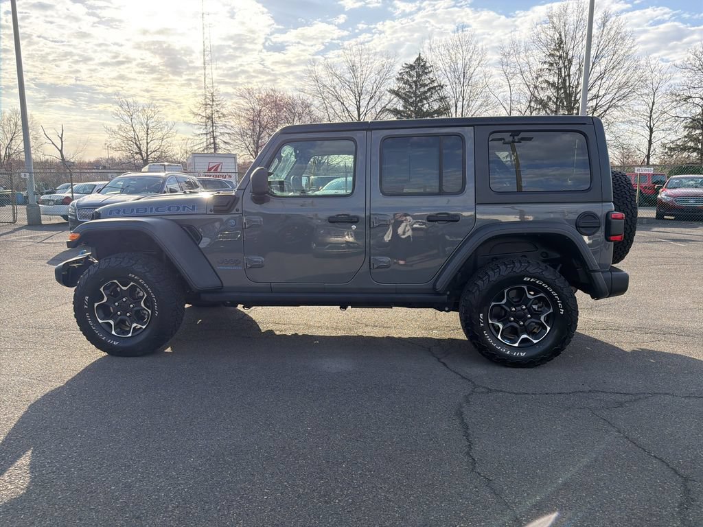 Used 2023 Jeep Wrangler Unlimited Rubicon 4xe w/ Cold Weather Group AWD/4WD image 3