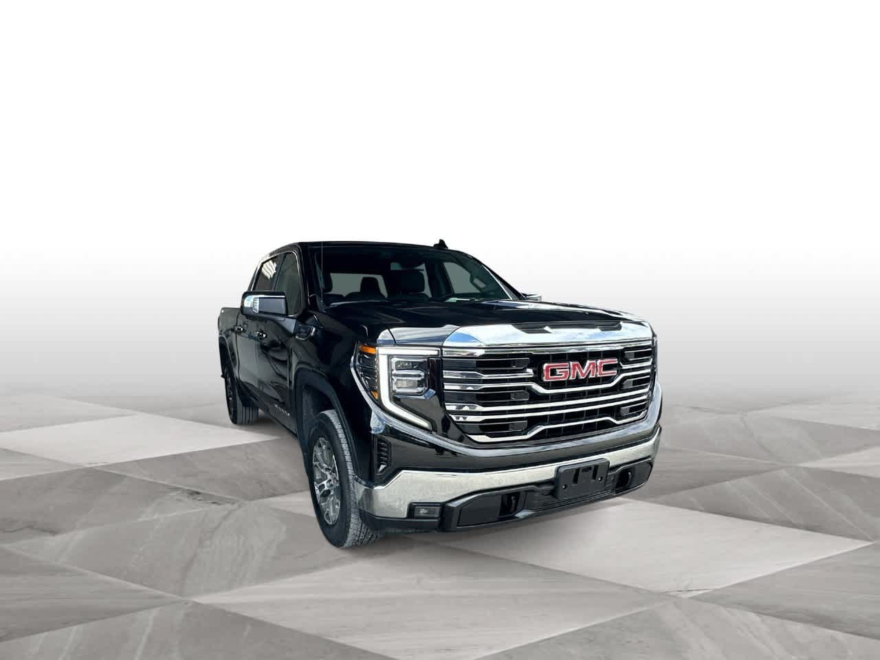 Used 2025 GMC Sierra 1500 SLT AWD/4WD image 2