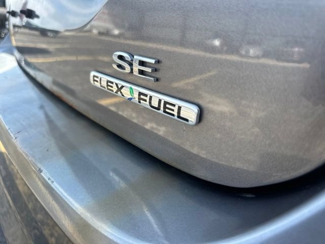 Used 2014 Ford Focus SE w/ SE Winter Package FWD image 9